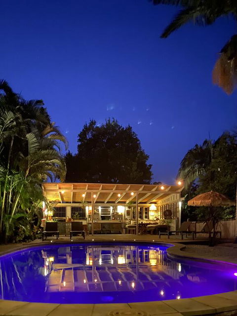 Treehouse On Plantation - Sunshine Coast Tourism 3