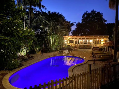 Treehouse On Plantation - Sunshine Coast Tourism 1