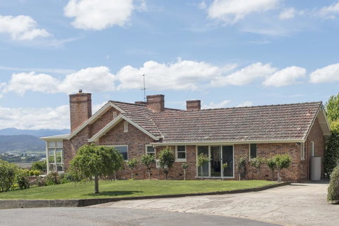 Trevallyn House B & B - Sunshine Coast Tourism 1