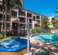 Trickett Gardens Holiday Inn - Sunshine Coast Tourism