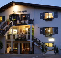 Troldhaugen Lodge - Sunshine Coast Tourism