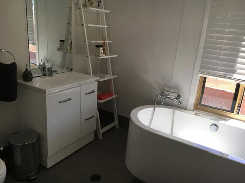 Tropical Farm Stay - Holiday Sunshine Coast 1