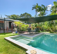Tropical House, Pool and Extra Bungalow, 4 bedrooms - Sunshine Coast Tourism