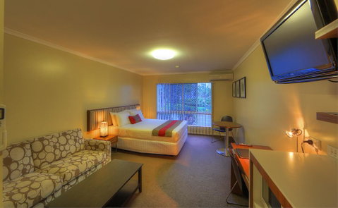Tropixx Motel & Restaurant - Sunshine Coast Tourism 2