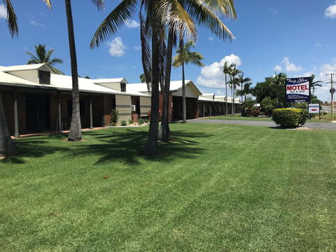 True Blue Motor Inn - Sunshine Coast Tourism 3