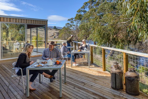 Truffle Lodge - Holiday Sunshine Coast 1