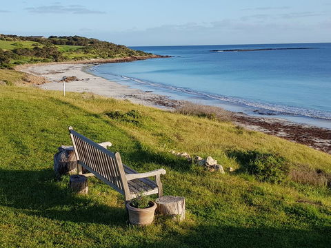 Tu Emuz Stone Beachfront Villa, Emu Bay, Kangaroo Is - Sunshine Coast Tourism 0