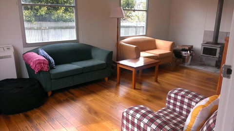 Tullah HideAway - Sunshine Coast Tourism 3