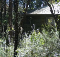 Twin Falls Bush Cottages - Holiday Sunshine Coast