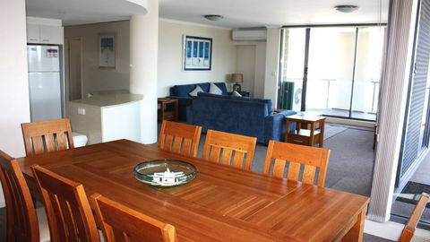 Twin Pines 401 - CBD Location - Sunshine Coast Tourism 3