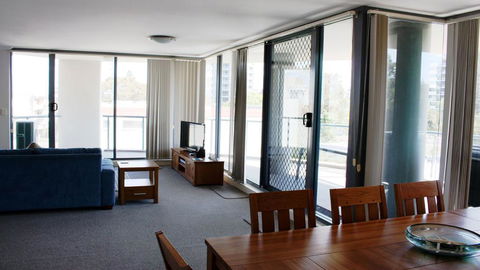 Twin Pines 401 - CBD Location - Sunshine Coast Tourism 2