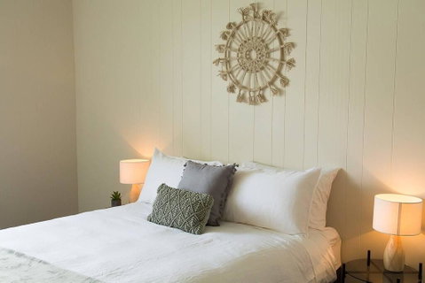 Two Bedroom Gem, Short Drive To MONA - Holiday Sunshine Coast 1