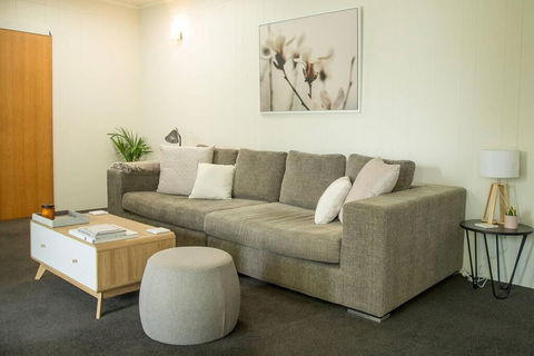 Two Bedroom Gem, Short Drive To MONA - Sunshine Coast Tourism 2