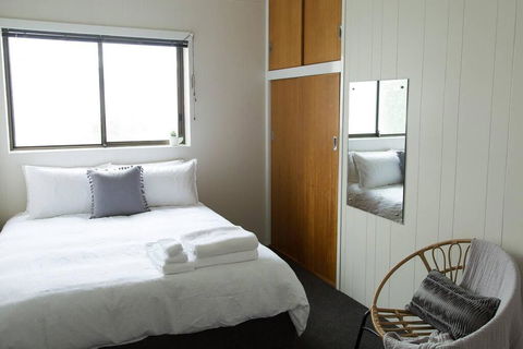 Two Bedroom Gem, Short Drive To MONA - Sunshine Coast Tourism 3