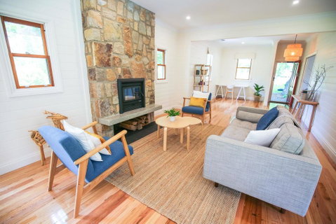 Two Oaks - Sunshine Coast Tourism 0