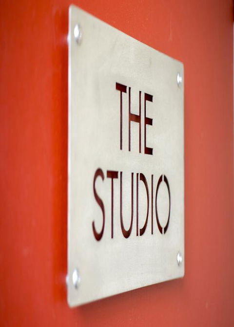 TWOFOURTWO Boutique Apartments - Sunshine Coast Tourism 3