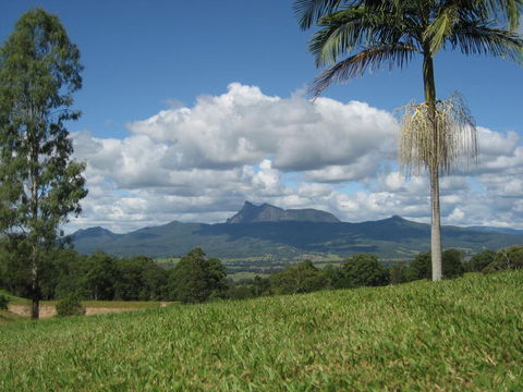 Tyalgum Ridge Retreat - Holiday Sunshine Coast 3