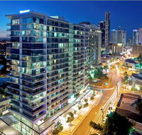 U212 Elston Grandsurf Resort - Sunshine Coast Tourism