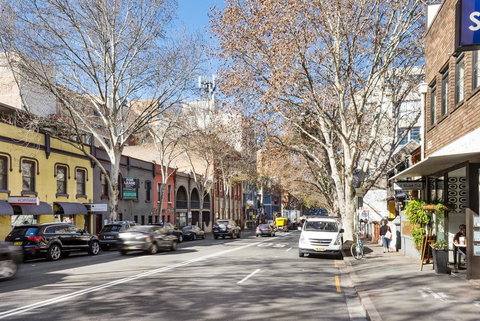 Ultimo Self-Contained Modern Apartments (623H) - Holiday Sunshine Coast 1