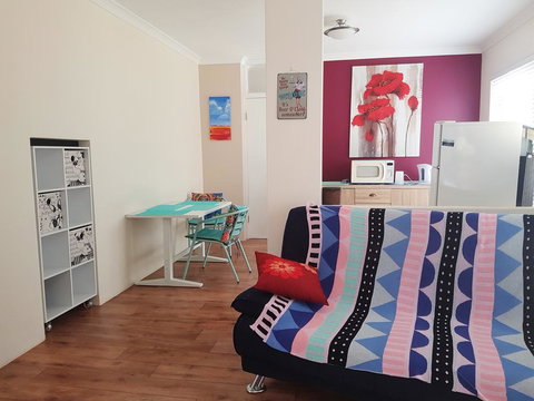 Unique Bouvard Beach House Mandurah - Holiday Sunshine Coast 2