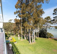 Unit 1 44 Danalene Pde fantastic waterfront property with air con - Sunshine Coast Tourism