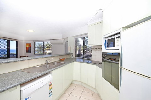 Unit 1, The Rocks, 1746 David Low Coolum Beach - 500 Bond - Holiday Sunshine Coast 1