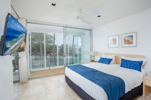 Unit 105 Plantation - Rainbow Beach, Plantation Resort, Second Floor, Aircon, Pool, Spa - Holiday Sunshine Coast 3