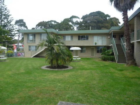 Unit 2 Breakaway Lodge - Sunshine Coast Tourism 1