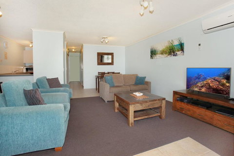 Unit 2, Biriny Lodge, 1686-1689 David Low Way Coolum Beach - Holiday Sunshine Coast 1