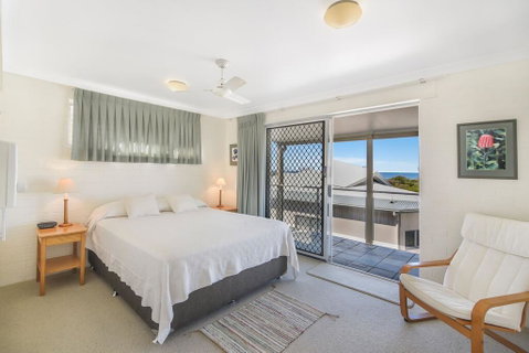 Unit 3 At 4 Pelican Street, Peregian Beach, Noosa Shire - Sunshine Coast Tourism 3