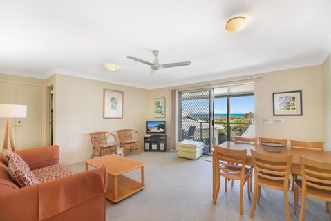 Unit 3 At 4 Pelican Street, Peregian Beach, Noosa Shire - Sunshine Coast Tourism 1