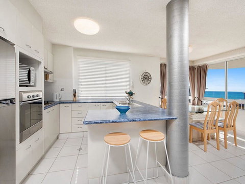 Unit 3 Casand Chase, Kings Beach - Sunshine Coast Tourism 2