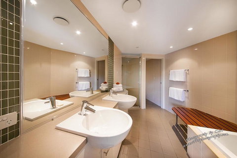 Unit 3 Loka Santi - Holiday Sunshine Coast 3