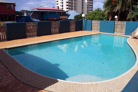 Unit 4, Cooltoro Court, 7 Frank Street Coolum Beach, 400 BOND, LINEN INCLUDED - Holiday Sunshine Coast 1