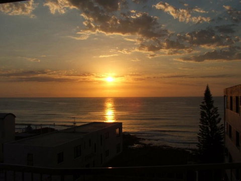 Unit 5 Sanctuary Shores, Kings Beach - Free Wifi! - Holiday Sunshine Coast 0