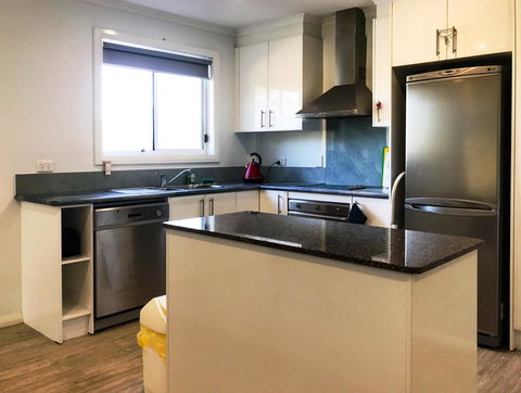 Unit 8 - Boardwalk - Holiday Sunshine Coast 1