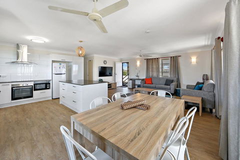 Upstairs And Downstairs - 81 Denman Camp Rd - Sunshine Coast Tourism 0