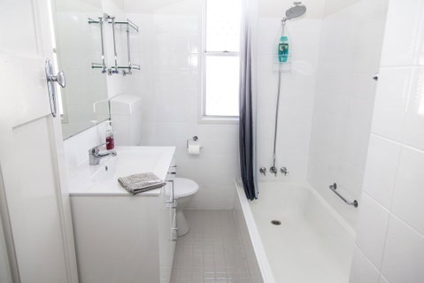 Urangan Harbour Cottage - Sunshine Coast Tourism 3