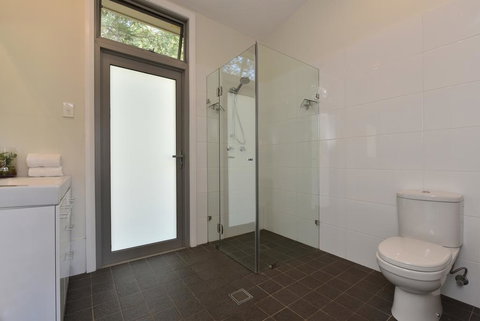 Valle Laguna - Sunshine Coast Tourism 2