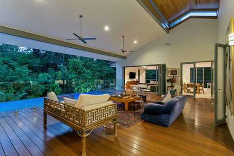 Veldree Palm Cove Rainforest Views,Privacy,Close To The Beach And Restaurants - Holiday Sunshine Coast 0
