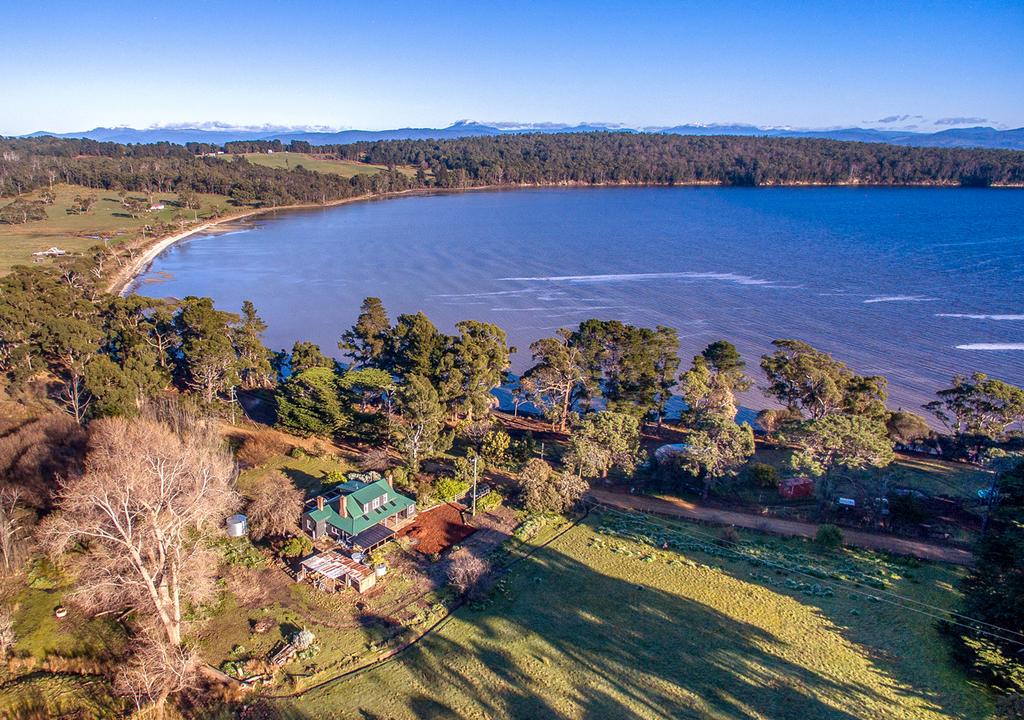 Allens Rivulet TAS Holiday Sunshine Coast