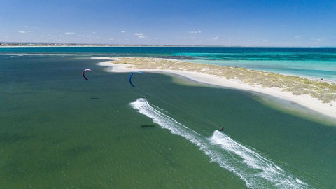 Varuna Stay - Sunshine Coast Tourism 0