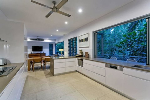 Veldree Palm Cove Rainforest Views,Privacy,Close To The Beach And Restaurants - Sunshine Coast Tourism 2