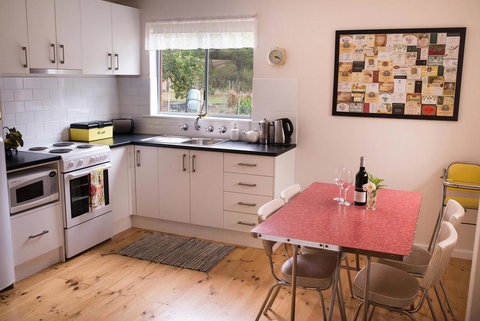 Veritas Cottage - Holiday Sunshine Coast 2