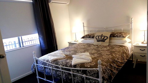 Victoria At Redcliffe Bed & Breakfast - Holiday Sunshine Coast 2