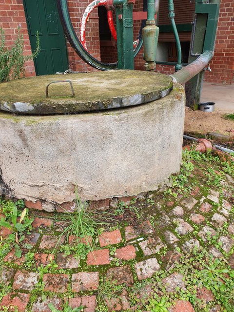 Victoria Hotel Rutherglen - Sunshine Coast Tourism 2