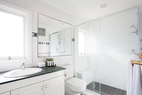 View Of Manly Pines And Waves From Large Apartment - Sunshine Coast Tourism 1