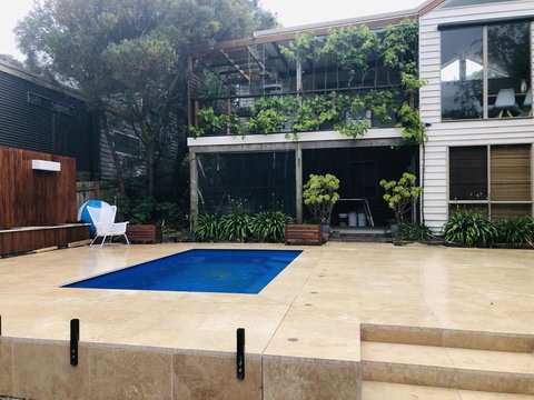 Victorian Beach House - Holiday Sunshine Coast 3