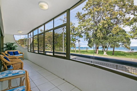 Views, Pool, Air Conditioning - Karoonda Sands Welsby Pde, Bongaree - Sunshine Coast Tourism 0