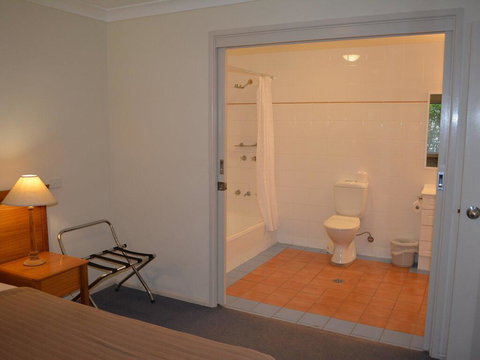 Villa 125 'Horizons' 5 Horizons Drive - Holiday Sunshine Coast 2